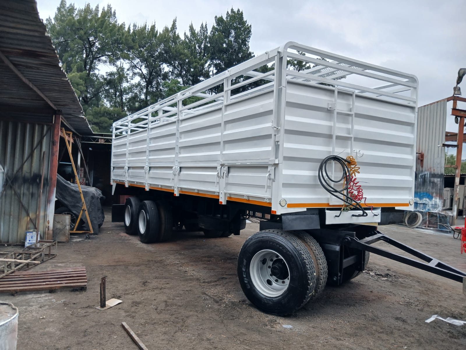 Livestock trailer